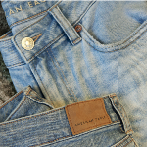 AMERICAN EAGLE OUTFITTERS Image